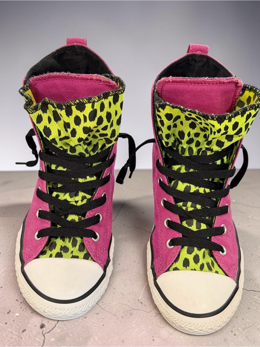 Converse All Star High-Top Sneakers in Magenta with Green Leopard Lining - Picture 6 of 12